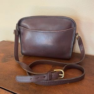 Authentic Vintage Coach Metropolis